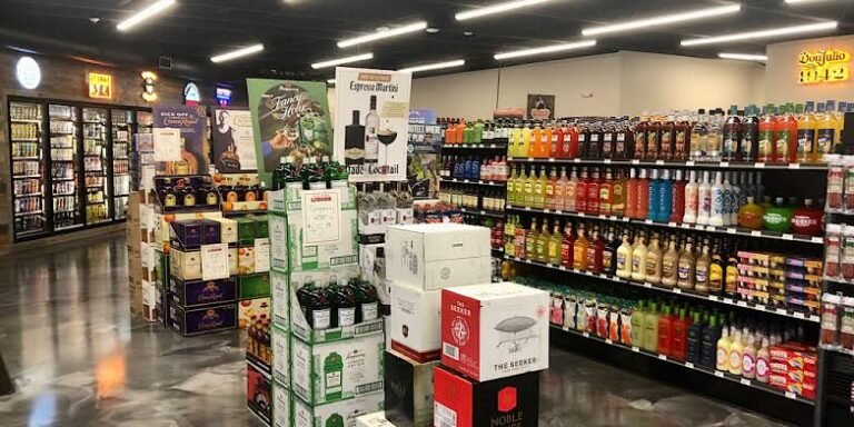 The Benefits of Customer Service in the Liquor Store Experience